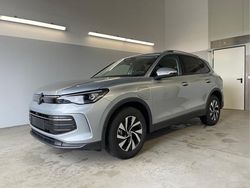 [f0f0] oyster silver metallic Neu 2025 VW Tiguan Life SUV | 46.480 €