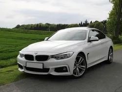 Weiß Gebraucht 2013 BMW 420 M Sport Coupé | 20.390 € (Etwas zu teuer)
