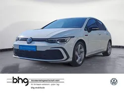 Pure white Gebraucht 2023 VW Golf VIII GTI Limousine | 30.460 € (Fairer Preis)