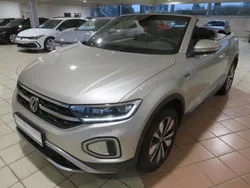 Silber Gebraucht 2024 VW T-Roc Cabriolet Move Cabrio | 28.745 € (Fairer Preis)