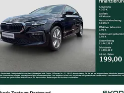 Schwarz Gebraucht 2024 Skoda Scala Drive Kleinwagen | 23.196 € (Fairer Preis)