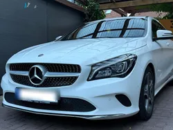 Weiß Gebraucht 2018 Mercedes CLA200 Kombi | 17.400 € (Fairer Preis)