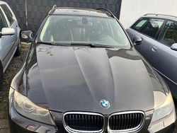Schwarz Gebraucht 2008 BMW 318 Kombi | 5.200 € (Fairer Preis)