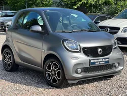 Grau Gebraucht 2019 Smart ForTwo Coupé Kleinwagen | 15.449 € (Fairer Preis)
