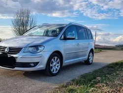 Silber Gebraucht 2010 VW Touran Highline Van / Kleinbus | 5.300 € (Superpreis)
