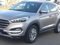 Beige Gebraucht 2018 Hyundai Tucson Trend SUV | 15.490 € (Fairer Preis)