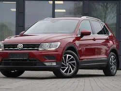 Rot Gebraucht 2017 VW Tiguan Sound SUV | 18.990 € (Guter Preis)