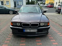 Schwarz Gebraucht 1995 BMW 740 Limousine | 9.300 €