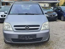 Lichtsilber m2 Gebraucht 2005 Opel Meriva Van / Kleinbus | 2.250 € (Fairer Preis)