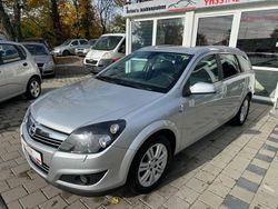 Silber Gebraucht 2009 Opel Astra Innovation Kombi | 4.900 € (Teuer)