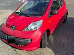 Rot Gebraucht 2006 Peugeot 107 Kleinwagen | 700 € (Guter Preis)