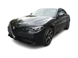 Schwarz Gebraucht 2024 Alfa Romeo Giulia Premium Limousine | 39.989 € (Fairer Preis)