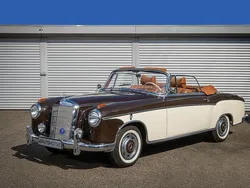 Weiß Gebraucht 1960 Mercedes 220 SE Cabrio | 139.900 €