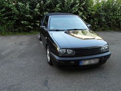 Schwarz Gebraucht 1994 VW Golf Cabriolet Cabrio | 3.200 €
