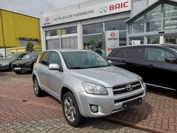 Silver metallic Gebraucht 2009 Toyota RAV4 Executive SUV | 7.950 € (Fairer Preis)
