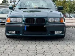 Grün Gebraucht 1996 BMW 320 Cabriolet M Sport Cabrio | 12.000 € (Teuer)