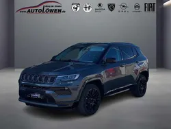 Grau Gebraucht 2023 Jeep Compass SUV | 25.749 € (Guter Preis)