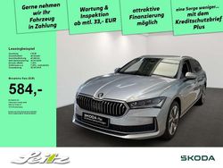 Pebble silber metallic Gebraucht 2024 Skoda Superb Selection Kombi | 35.499 € (Etwas zu teuer)