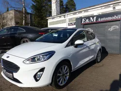 Weiß Gebraucht 2018 Ford Fiesta Titanium Kleinwagen | 11.980 € (Fairer Preis)