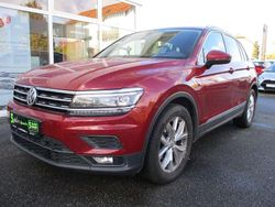 Ruby red metallic Gebraucht 2018 VW Tiguan Sound SUV | 17.550 € (Superpreis)