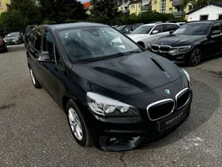 Schwarz Gebraucht 2015 BMW 218 Gran Tourer Advantage Van / Kleinbus | 11.950 € (Teuer)