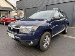 Blau Gebraucht 2011 Dacia Duster Lauréate SUV | 5.970 € (Fairer Preis)
