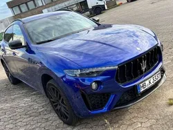 Blau Gebraucht 2021 Maserati Quattroporte Limousine | 63.500 € (Fairer Preis)