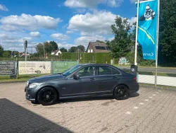 Grau Gebraucht 2010 Mercedes C200 Limousine | 8.200 €