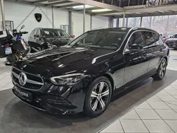 Obsidianschwarz metalliclack Gebraucht 2021 Mercedes C220 Kombi | 25.600 € (Superpreis)