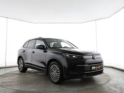 Schwarz Gebraucht 2024 VW Tiguan Life SUV | 33.950 € (Superpreis)