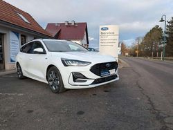 Weiß Neu 2025 Ford Focus ST-Line X Limousine | 28.600 € (Superpreis)