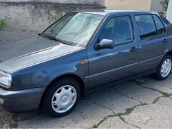 Grau Gebraucht 1996 VW Vento Limousine | 2.750 € (Fairer Preis)