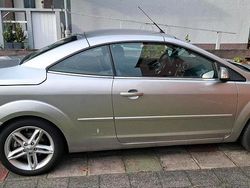 Silber Gebraucht 2008 Ford Focus Cabriolet Trend Cabrio | 5.200 € (Teuer)
