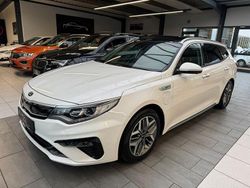 Weiß Gebraucht 2019 Kia Optima Hybrid Spirit Limousine | 16.900 €