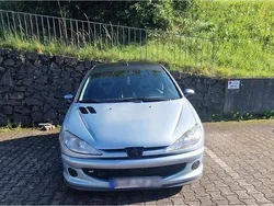 Silber Gebraucht 2001 Peugeot 206 RC Limousine | 2.500 €
