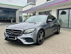 Grau Gebraucht 2018 Mercedes E220 AMG line Limousine | 20.900 € (Teuer)