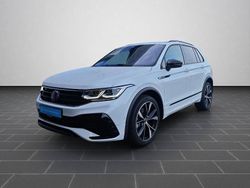 Oryxweiß perlmutteffekt (metallic) Gebraucht 2023 VW Tiguan SUV | 40.790 € (Teuer)