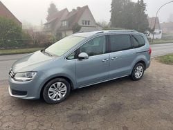 Grau Gebraucht 2014 VW Sharan Van / Kleinbus | 7.490 € (Superpreis)