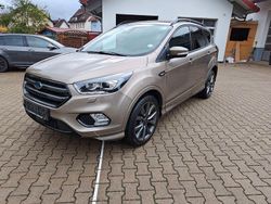 Beige Gebraucht 2019 Ford Kuga ST-Line SUV | 15.200 € (Fairer Preis)