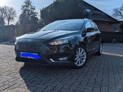 Schwarz Gebraucht 2016 Ford Focus Titanium Limousine | 6.300 € (Guter Preis)