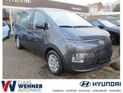 Grau Gebraucht 2024 Hyundai Staria Trend Van / Kleinbus | 39.900 € (Guter Preis)