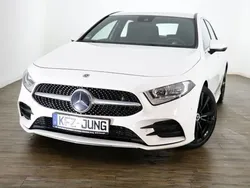 Weiß Gebraucht 2020 Mercedes A180 AMG line Limousine | 18.990 € (Guter Preis)
