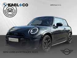 Grau Gebraucht 2024 Mini John Cooper Works Kleinwagen | 30.680 € (Fairer Preis)