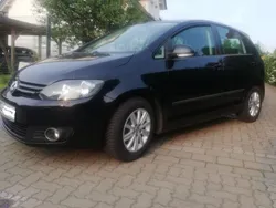 Schwarz Gebraucht 2010 VW Golf Plus Comfortline Van / Kleinbus | 4.300 € (Etwas zu teuer)