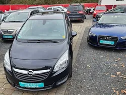 Schwarz Gebraucht 2014 Opel Meriva Edition Van / Kleinbus | 7.900 € (Fairer Preis)