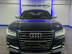 Blau Gebraucht 2015 Audi S8 Ambiente Limousine | 39.999 €