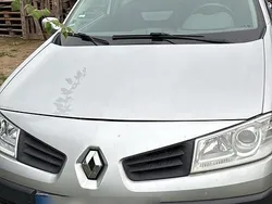 Silber Gebraucht 2006 Renault Mégane GrandTour Kombi | 1.200 €