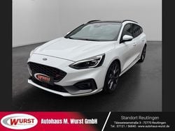 Weiss Gebraucht 2020 Ford Focus Performance Edition Kombi | 21.990 € (Guter Preis)