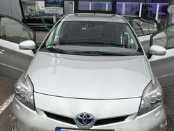 Gebraucht 2012 Toyota Auris Hybrid Executive Limousine | 7.000 € (Fairer Preis)