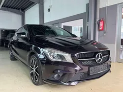 Nordlichtviolett Gebraucht 2016 Mercedes CLA200 Night Kombi | 17.999 € (Guter Preis)